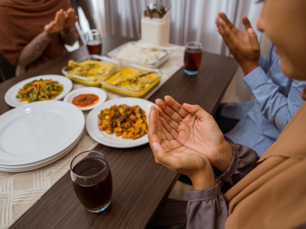 Berbuka Puasa dengan yang Manis, Apakah Berisiko Diabetes?